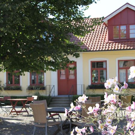Blasingsborgs Gardshotell Pa Oesterlen Чивик Екстериор снимка