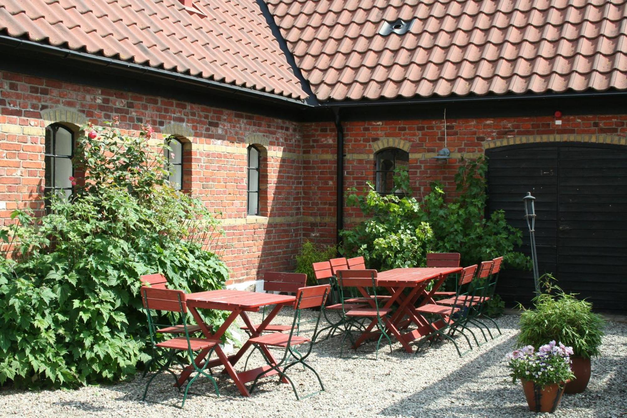 Blasingsborgs Gardshotell Pa Oesterlen Чивик Екстериор снимка