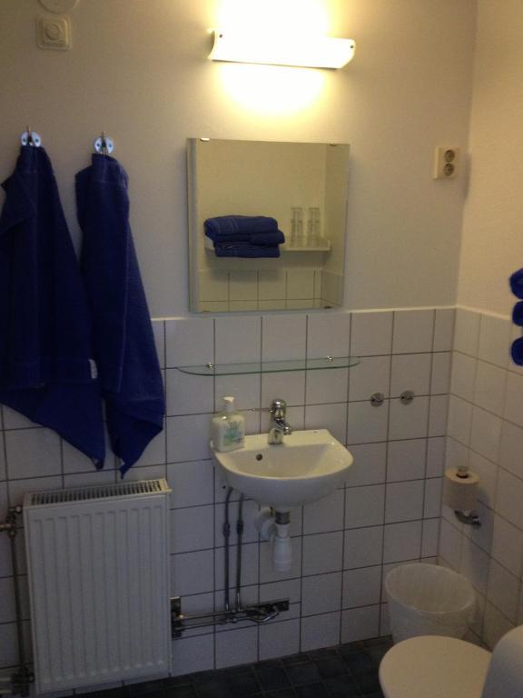 Blasingsborgs Gardshotell Pa Oesterlen Чивик Стая снимка